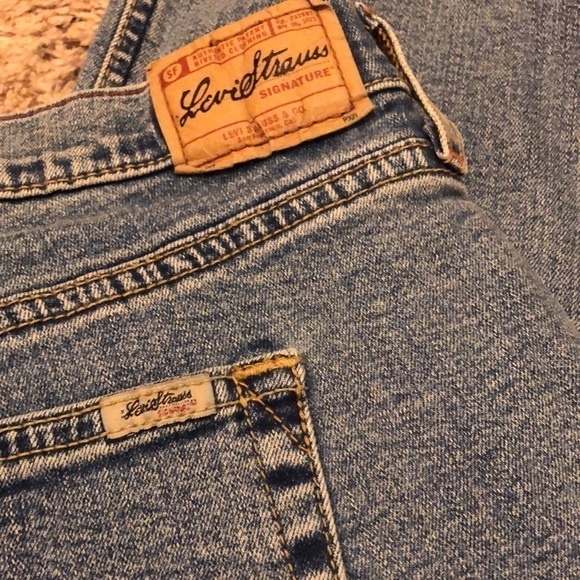 𝅺Woman’s Levi Strauss Signature Stretch Mid rise bootcut jeans size 16W Short - Picture 6 of 8